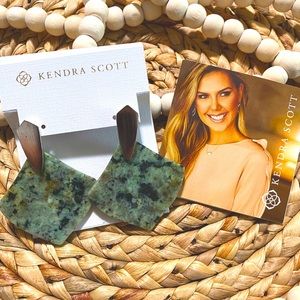 Brand New Kendra Scott